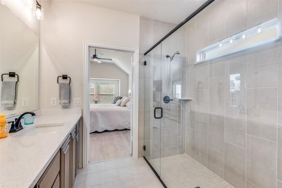 Furnished interior view inside a new home in Mockingbird Hills 60-65, Joshua (Image 18). Furnished interior view inside a new home in Mockingbird Hills 60-65, Joshua (Image 18).