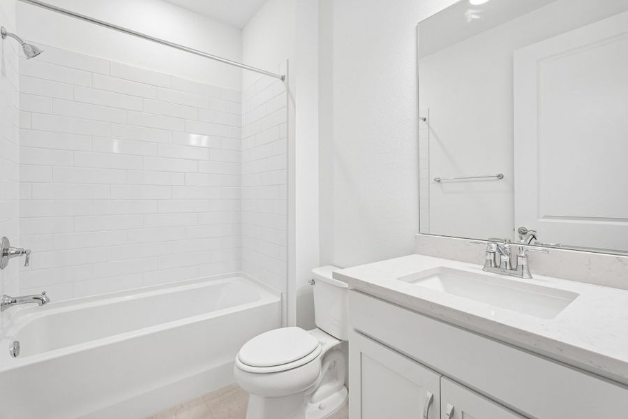 Furnished interior view inside a new home in Seaire, Parrish (Image 10).