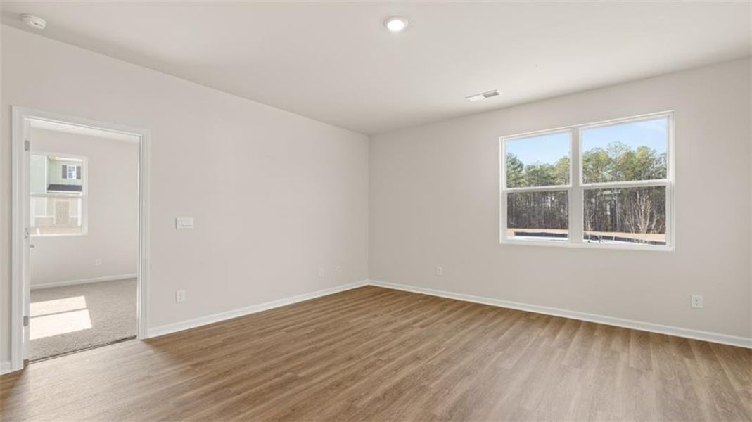 Spacious, unfurnished interior of a new home in Willowbrook, Winder (Image 13).