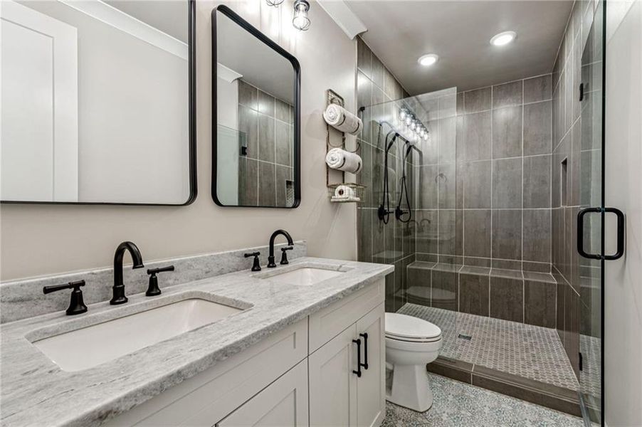 Furnished interior view inside a new home in , Gainesville (Image 66). Furnished interior view inside a new home in , Gainesville (Image 66).