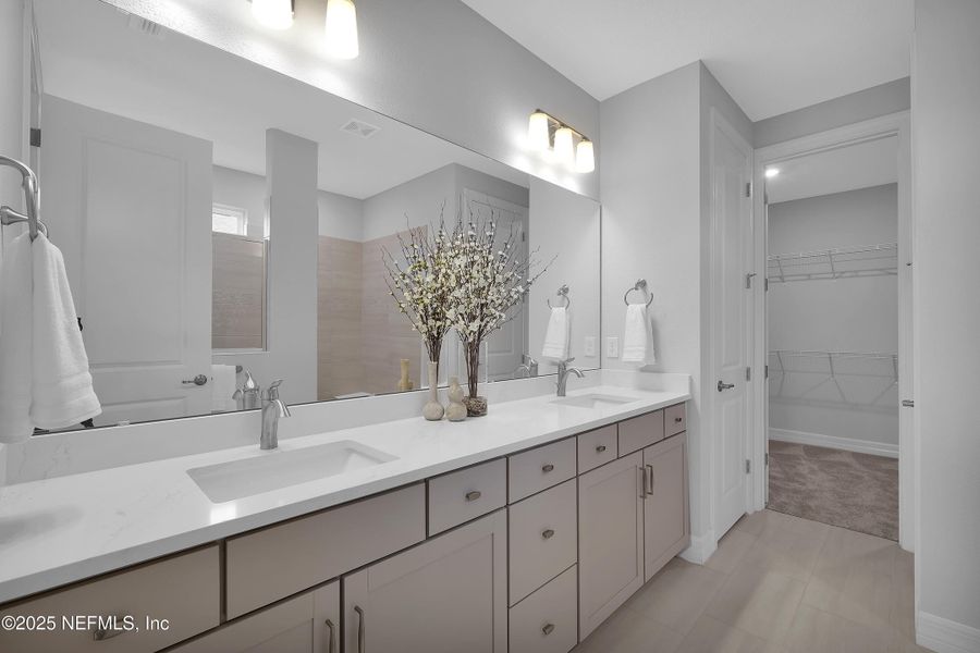 Furnished interior view inside a new home in Hyland Trail, Green Cove Springs (Image 6). Furnished interior view inside a new home in Hyland Trail, Green Cove Springs (Image 6).