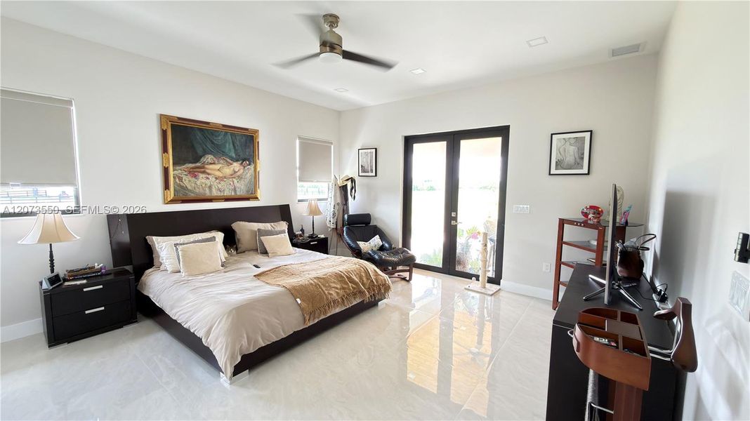 Furnished interior view inside a new home in , Loxahatchee (Image 57).