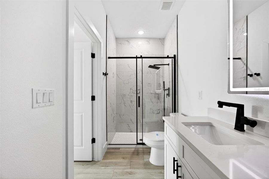 Furnished interior view inside a new home in , Port Charlotte (Image 6).