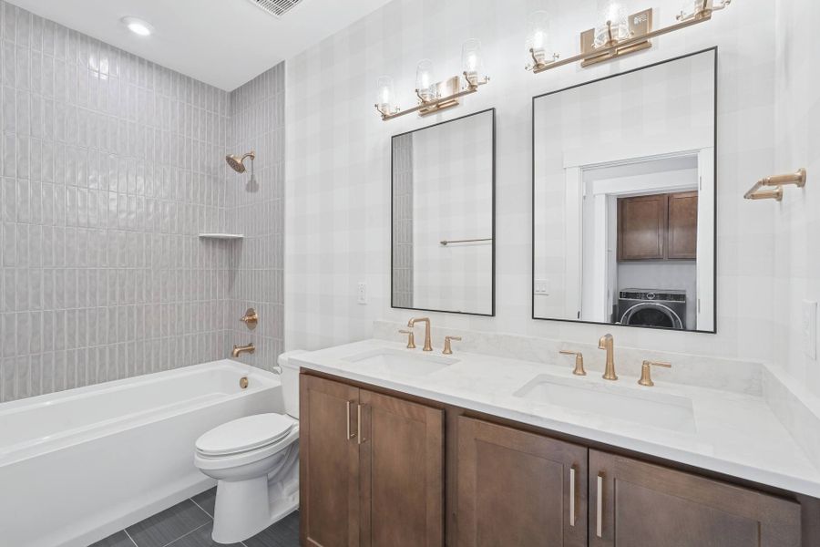Representative furnished interior of a home built from the Ellis by Tri Pointe Homes in Summit At Homestead, Chapel Hill (Image 16).