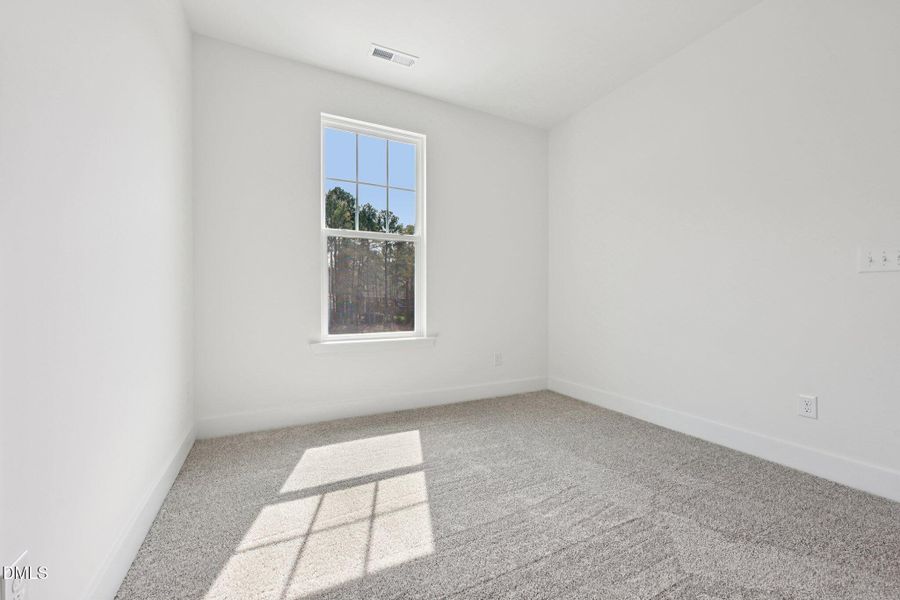 30-web-or-mls-Dunzo Dr-S1203-030