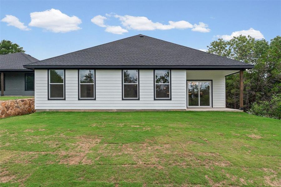 Exterior details and patio area of a home in , Granbury (Image 4). Exterior details and patio area of a home in , Granbury (Image 4).