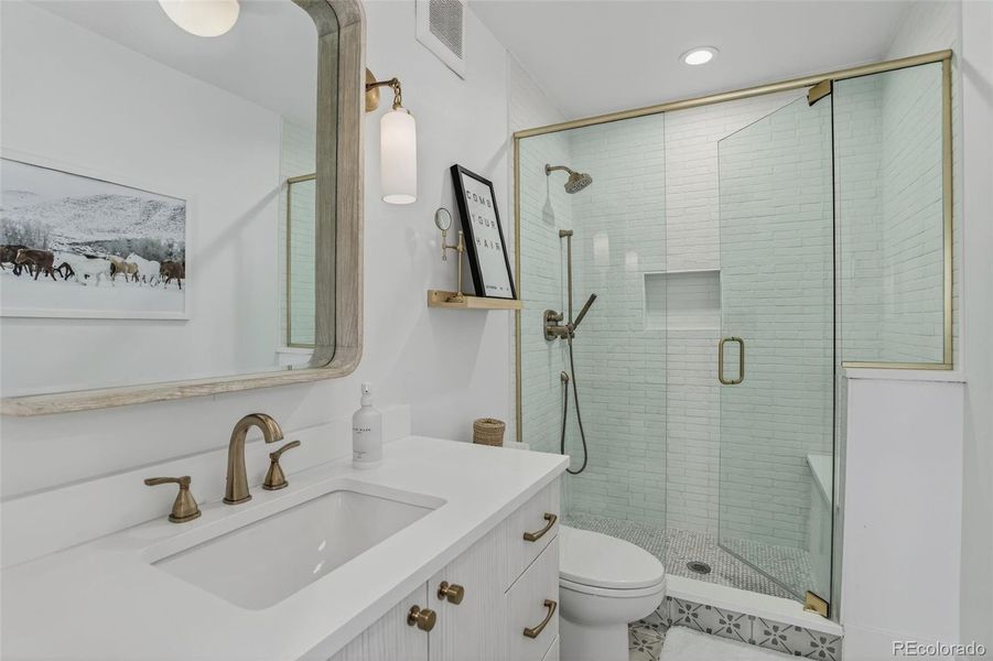 Lower level Bedroom 1 En Suite Full Bathroom Lower level Bedroom 1 En Suite Full Bathroom