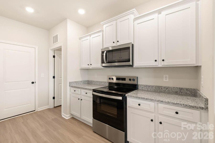 Furnished interior view inside a new home in Stagecoach Station, Gastonia (Image 9). Furnished interior view inside a new home in Stagecoach Station, Gastonia (Image 9).