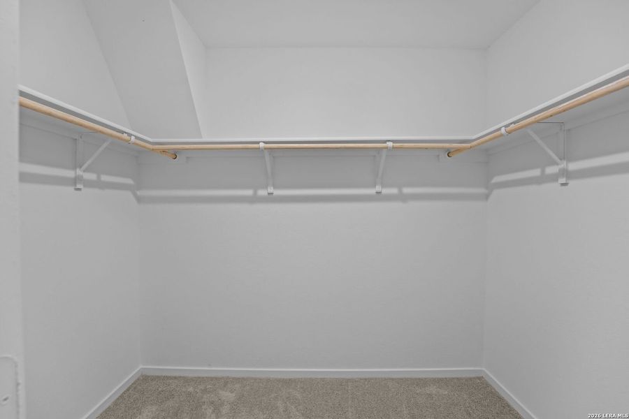 Spacious, unfurnished interior of a new home in Guadalupe Ridge, New Braunfels (Image 10).