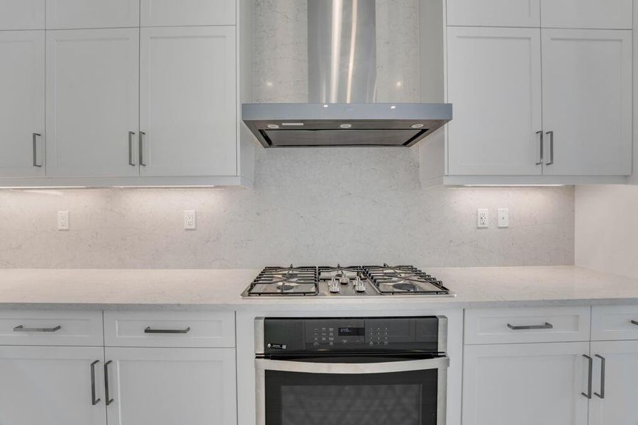 Furnished interior view inside a new home in Apex at Avenir, Palm Beach Gardens (Image 18). Furnished interior view inside a new home in Apex at Avenir, Palm Beach Gardens (Image 18).