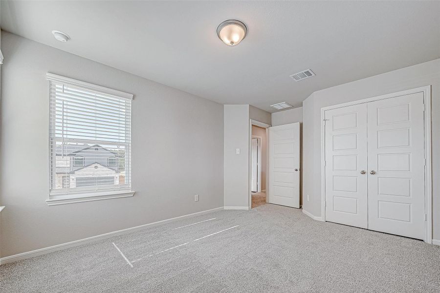 Spacious, unfurnished interior of a new home in Mill Creek Trails, Magnolia (Image 34).