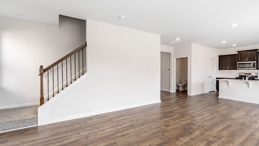 Spacious, unfurnished interior of a new home in Woodhaven, Spartanburg (Image 18).