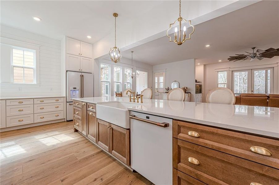 Furnished interior view inside a new home in , Waleska (Image 30).