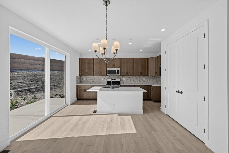 Furnished interior view inside a new home in Trailstone, Arvada (Image 4). Furnished interior view inside a new home in Trailstone, Arvada (Image 4).