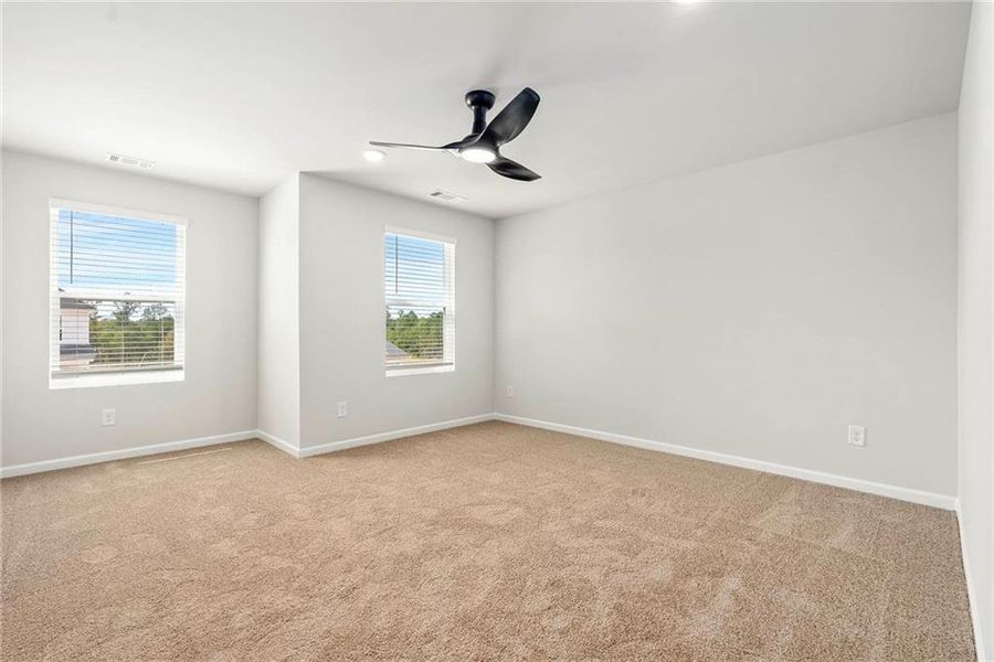 Spacious, unfurnished interior of a new home in Jones Crossing, Hogansville (Image 12).