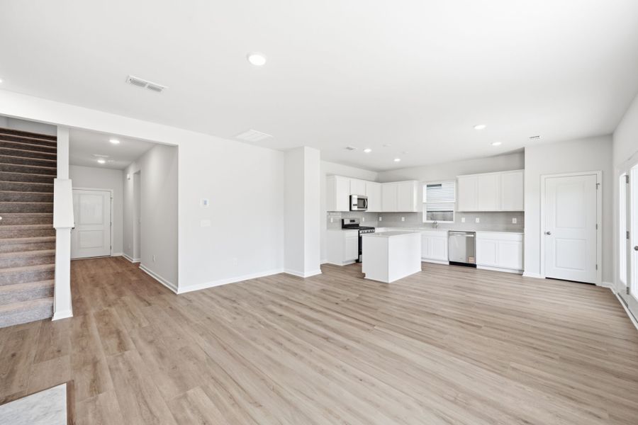 Spacious, unfurnished interior of a new home in Grand Arbor, Blythewood (Image 19).