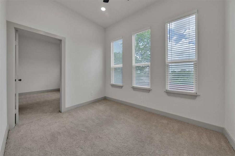 Spacious, unfurnished interior of a new home in , Dallas (Image 21). Spacious, unfurnished interior of a new home in , Dallas (Image 21).