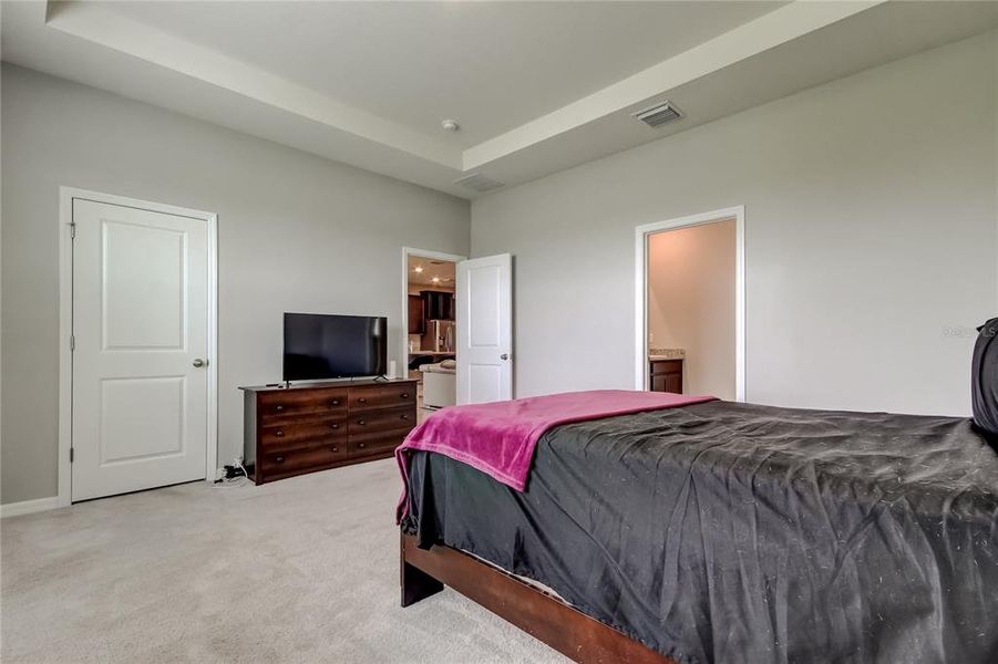 Furnished interior view inside a new home in , Wesley Chapel (Image 30).