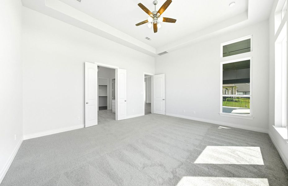Spacious, unfurnished interior of a new home in Bridgeland 60′, Cypress (Image 22).