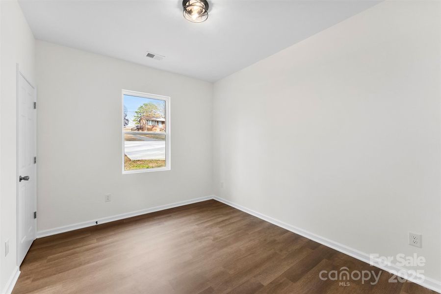 Spacious, unfurnished interior of a new home in , Shelby (Image 21).