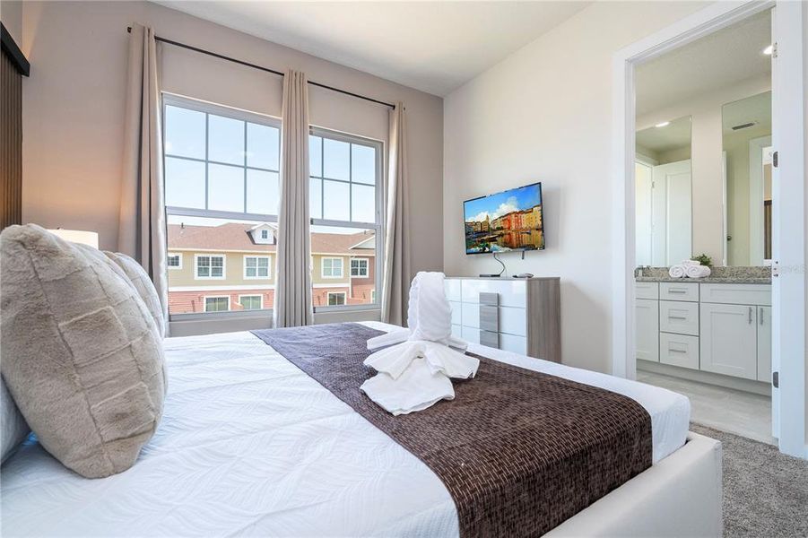 Furnished interior view inside a new home in , Kissimmee (Image 19).