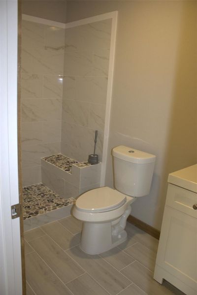 Furnished interior view inside a new home in , Cleveland (Image 4).