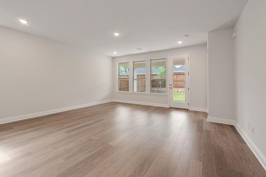 Spacious, unfurnished interior of a new home in Spiritas Ranch, Little Elm (Image 15). Spacious, unfurnished interior of a new home in Spiritas Ranch, Little Elm (Image 15).