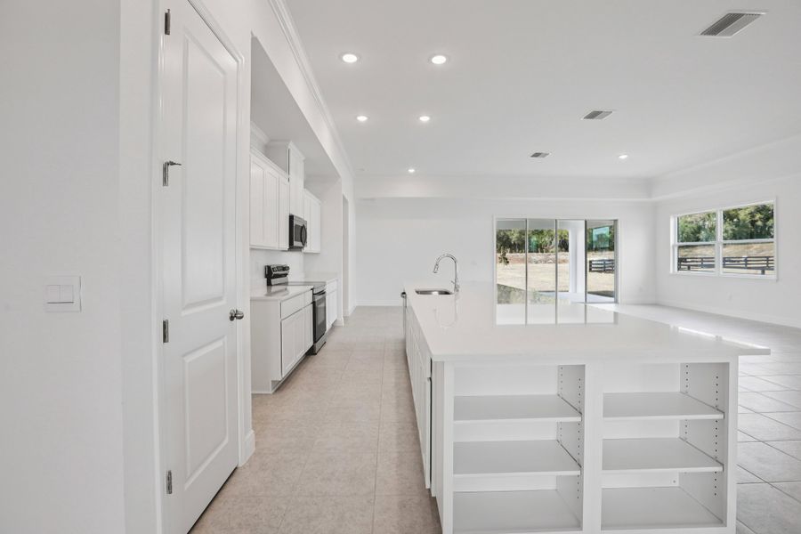Representative furnished interior of a home built from the Sierra by Maronda Homes in Marion Oaks, Ocala (Image 5).