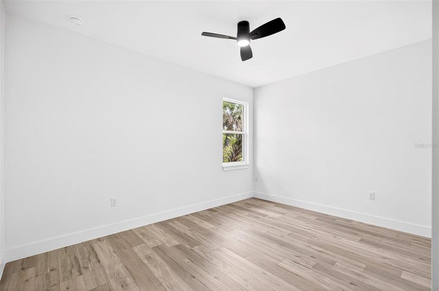 Spacious, unfurnished interior of a new home in , North Port (Image 16).