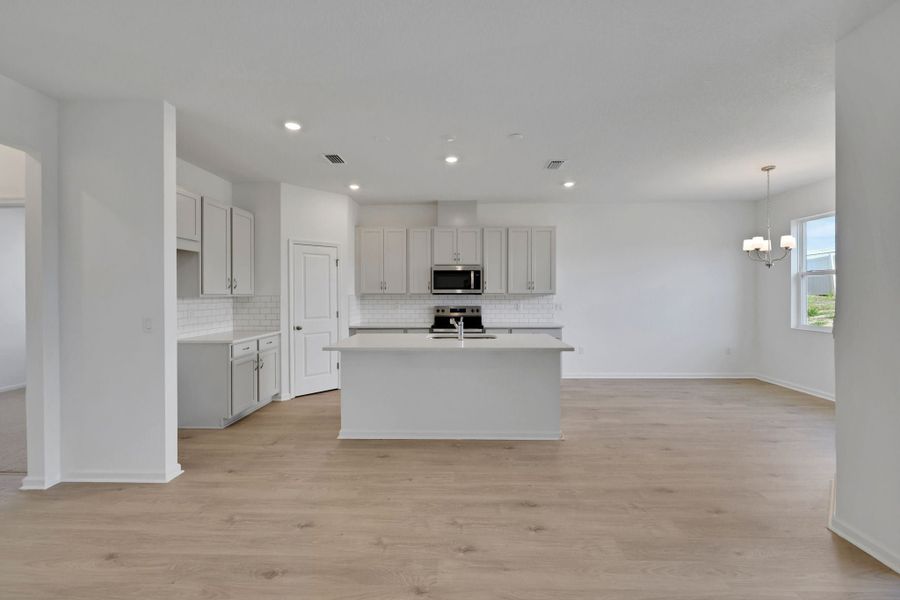 New Home in Tavares, FL.  - Slide 10