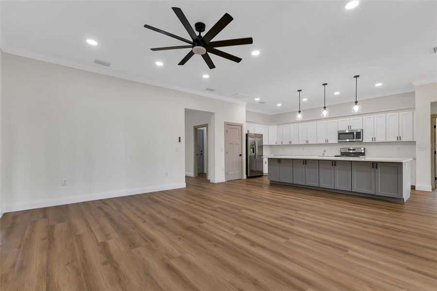 Spacious, unfurnished interior of a new home in , Port Charlotte (Image 30).