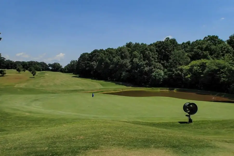 Natural landscape and outdoor views near in Commerce (Image 3). Natural landscape and outdoor views near in Commerce (Image 3).