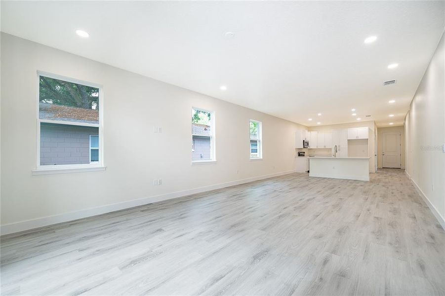 Spacious, unfurnished interior of a new home in , Sanford (Image 15).