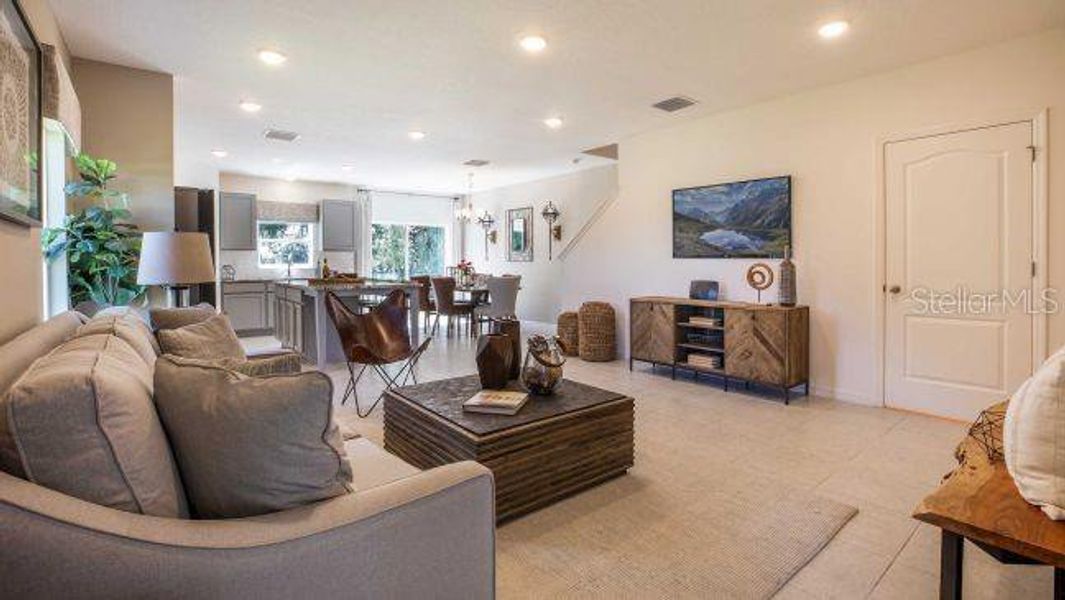 Furnished interior view inside a new home in , Lakeland (Image 14).