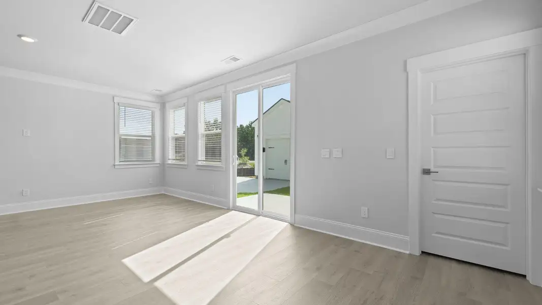 Image 46 of a home in Sheep Island.