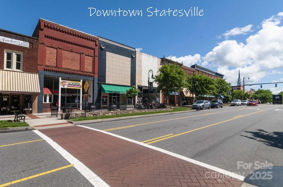 Image 43 of a home in . Image 43 of a home in .