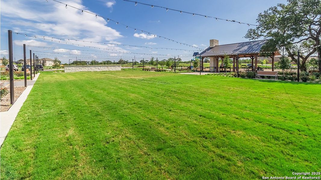 Community amenities in Riverstone at Westpointe, San Antonio (Image 32).