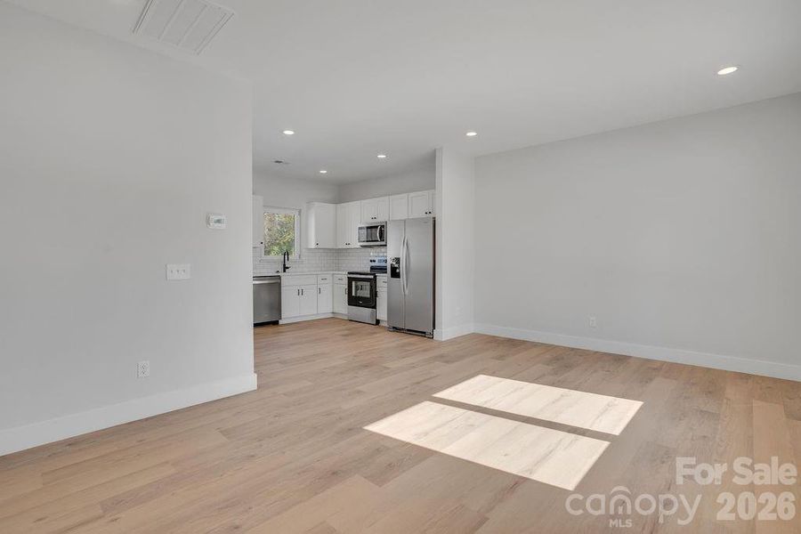 Spacious, unfurnished interior of a new home in , Statesville (Image 20).