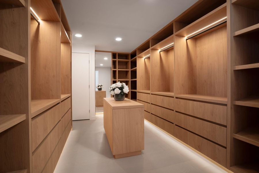 Furnished interior view inside a new home in , Miami Beach (Image 38).