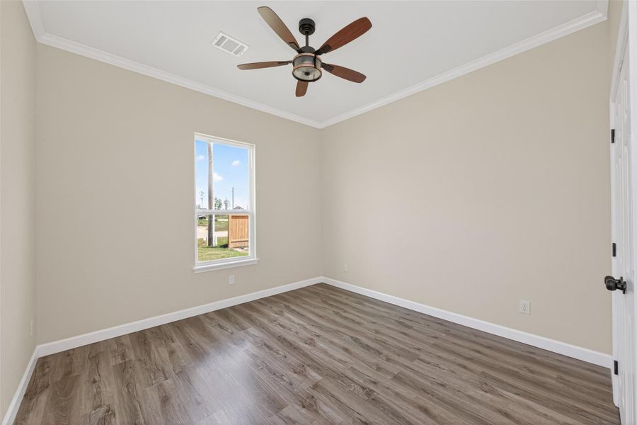 Spacious, unfurnished interior of a new home in , Huffman (Image 30).