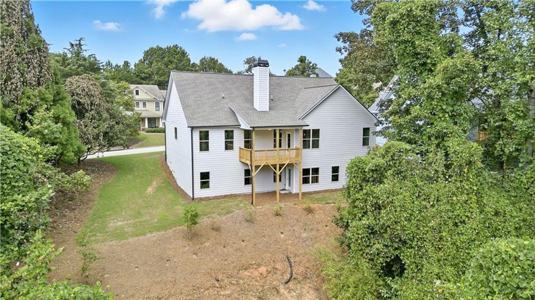 Exterior details and patio area of a home in Traditions of Braselton, Jefferson (Image 25).