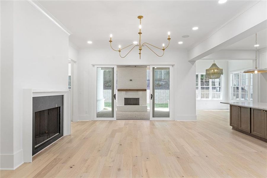 Spacious, unfurnished interior of a new home in , Brookhaven (Image 30).