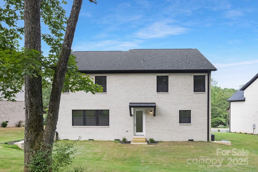 Image 26 of a home in .