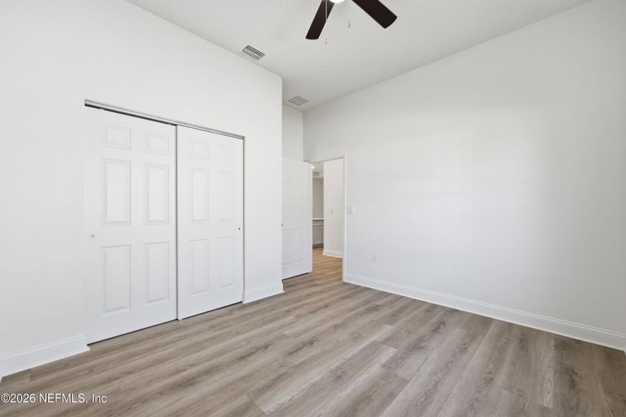 Spacious, unfurnished interior of a new home in , Middleburg (Image 37). Spacious, unfurnished interior of a new home in , Middleburg (Image 37).