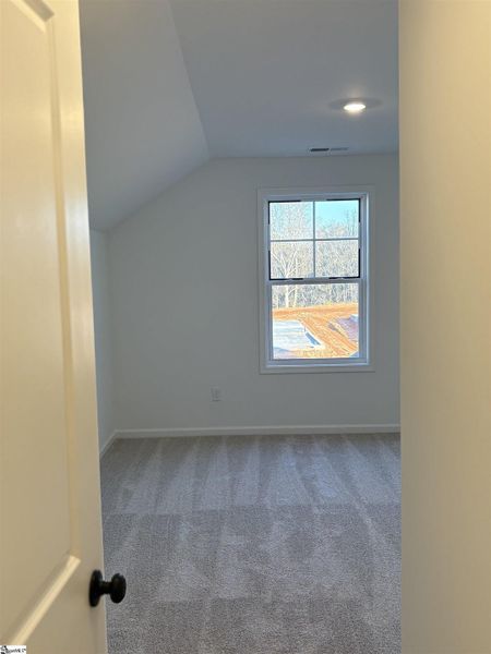 Spacious, unfurnished interior of a new home in Hazelwood, Boiling Springs (Image 11).