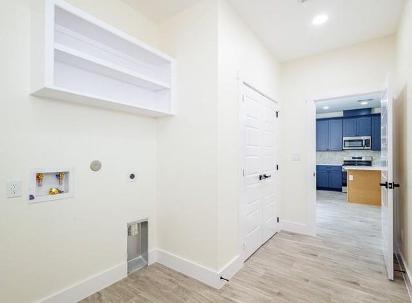 Spacious, unfurnished interior of a new home in , Brownwood (Image 31). Spacious, unfurnished interior of a new home in , Brownwood (Image 31).