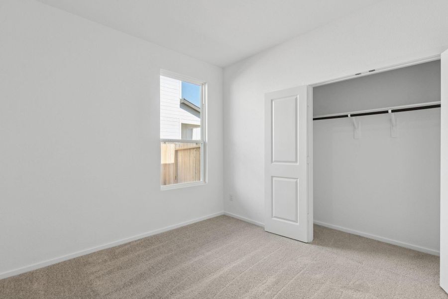 Spacious, unfurnished interior of a new home in Montgomery Bend, Montgomery (Image 16).