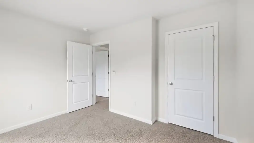 Spacious, unfurnished interior of a new home in Spring Ridge, Anderson (Image 29).