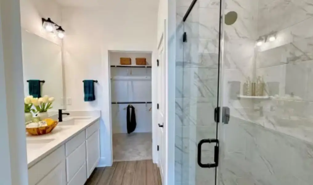 Furnished interior view inside a new home in Avery Centre, Round Rock (Image 8).