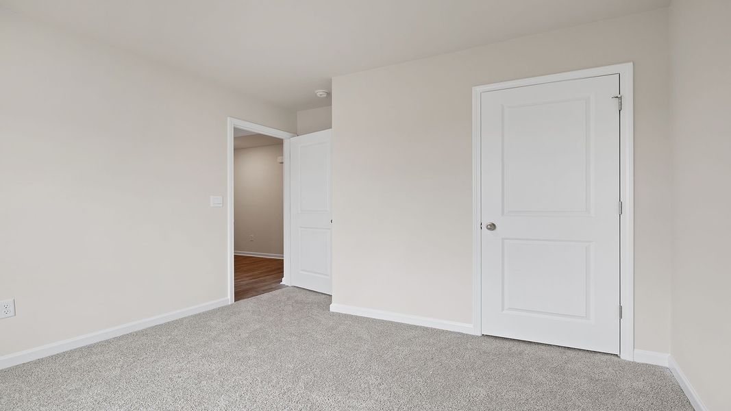 Spacious, unfurnished interior of a new home in Harrier Point, Woodruff (Image 17).